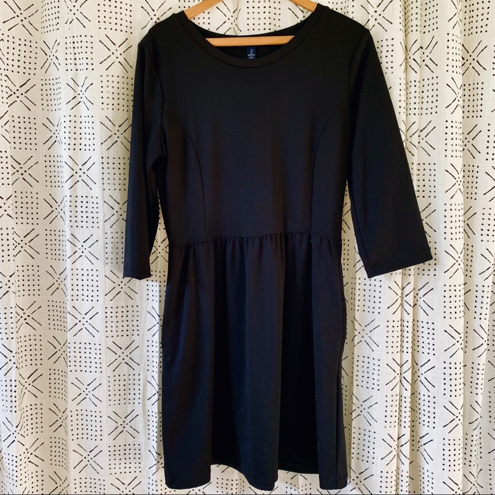 Gap Dress with 3/4 sleeves